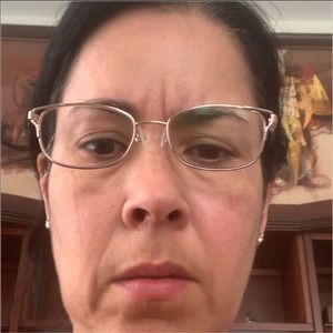 Meet your Posher, Ana maria